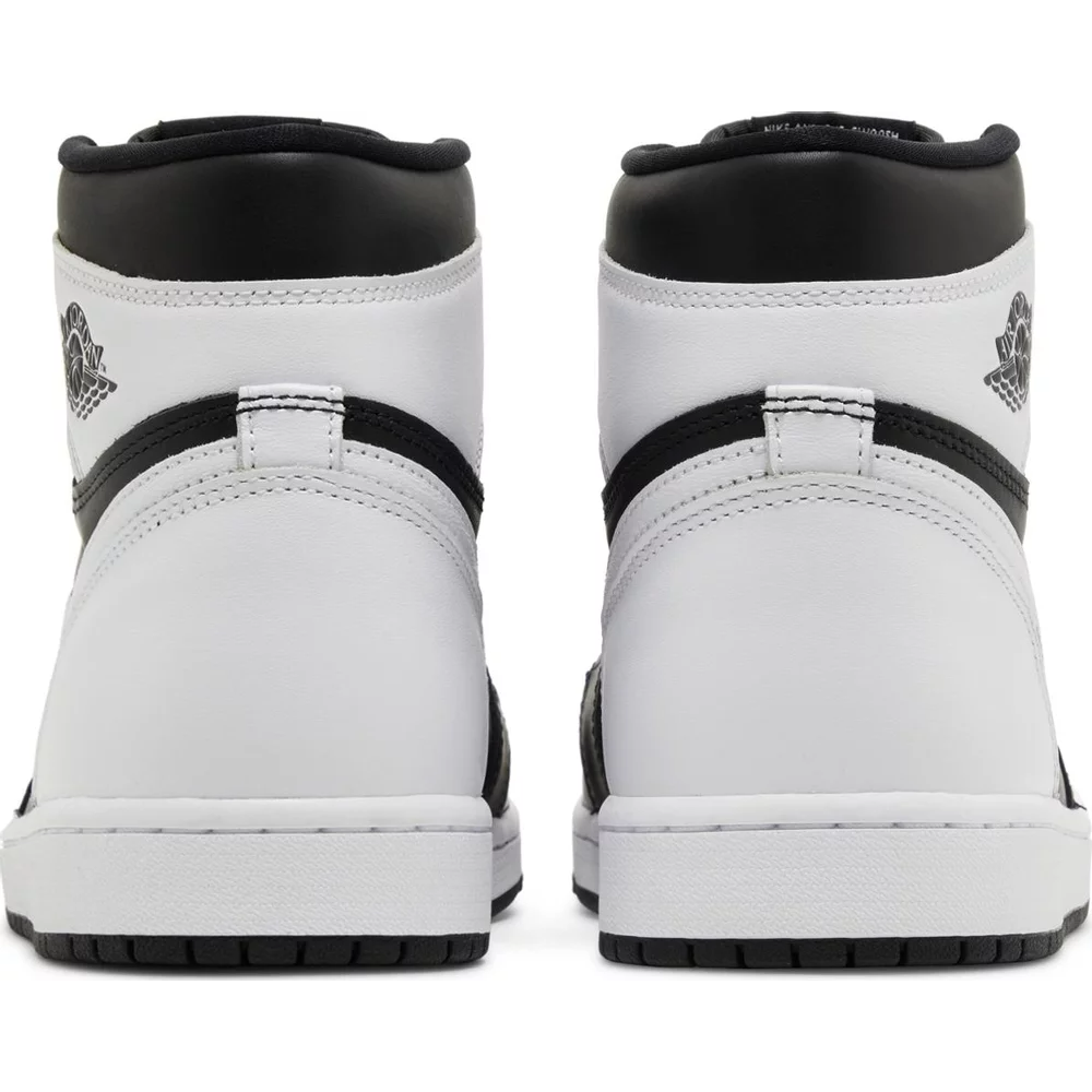 Nike Air Jordan 1 Retro High OG 'Black White 2.0'